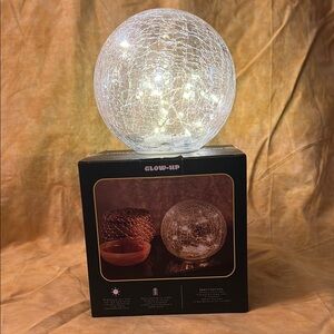 Crackle Glass Globe Light - White